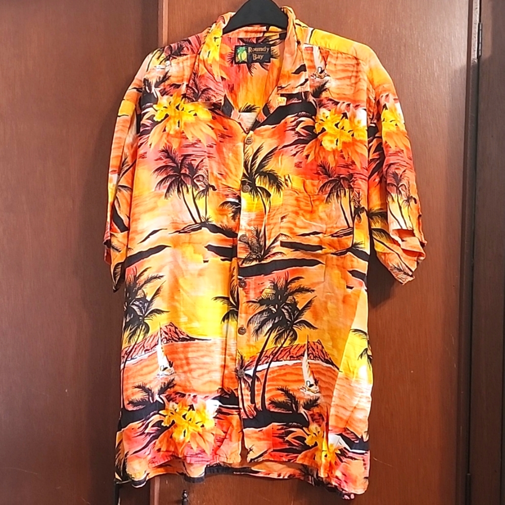 Roundy Bay Tropical Sunset Button Down Sz XL